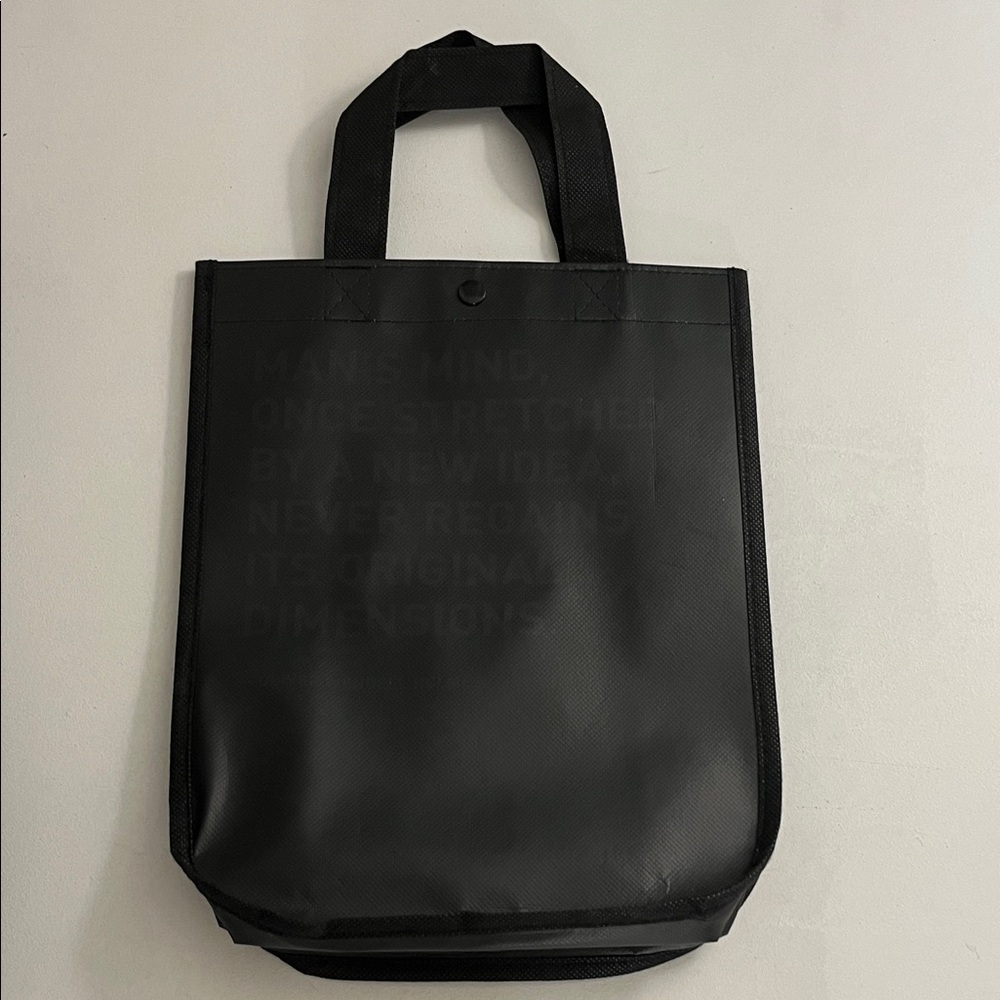 Lululemon Black Reusable Tote Bags - Picture 7 of 7